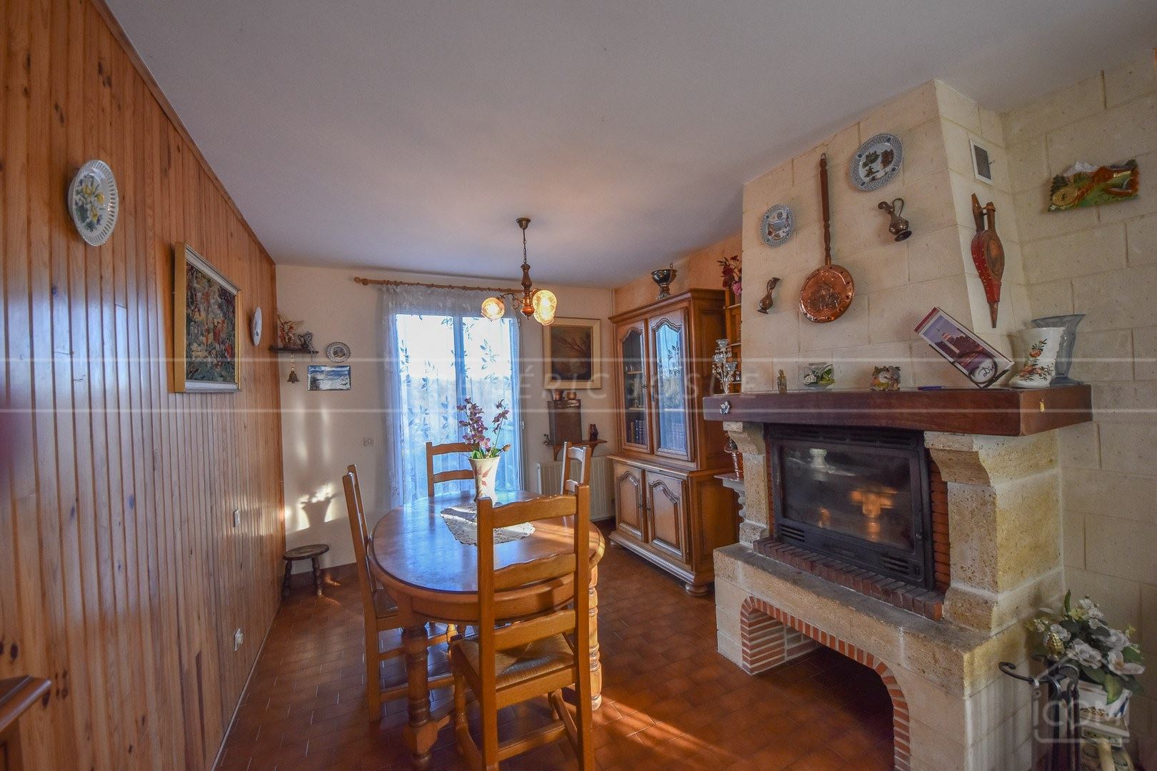 MAISON FAMILIALE DE PLAIN-PIED - AU CALME DANS UN CADRE NATUREL - VUE MAGIQUE - COUP DE COEUR